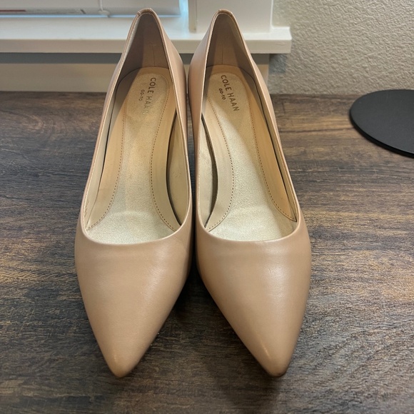 Cole Haan Go-To Park Pump Women's 7.5B Nude Leather Pointed Toe - Never Worn - Picture 1 of 12